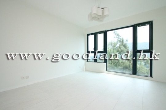 Clear Water Bay Poolside Apartment For Sale