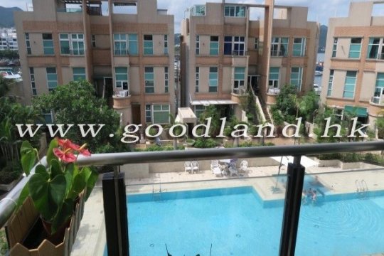 Sai Kung Apartment with Communal Pool for sale
