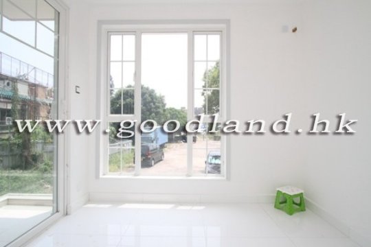 Sai Kung Sea View Village House for Sale