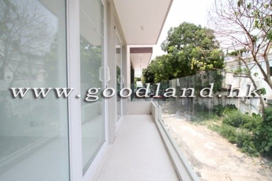 Sai Kung Sea View Village House for Sale