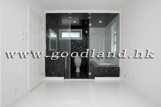 Sai Kung Sea View Village House for Sale