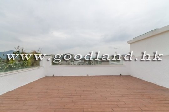 Sai Kung Garden Village House for Sale