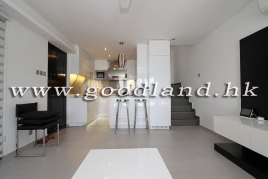SAI KUNG Waterfront House For Rent | Beach Access & Huge Garden