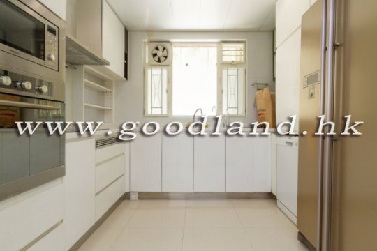 CLEAR WATER BAY Village House FOR SALE