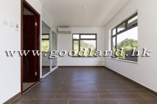 【Sai Kung Fully Detached House For Sale】Rare 4-BR (2 En-Suites) | Quiet & Private