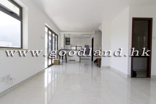 【Sai Kung Fully Detached House For Sale】Rare 4-BR (2 En-Suites) | Quiet & Private