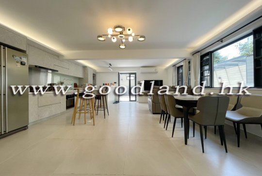 【Sai Kung Sea View Village House For Sale/Rent】Quiet Enclave | 4-BR Dual Suites
