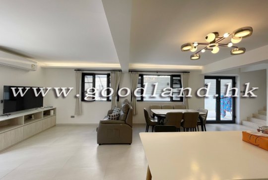 【Sai Kung Sea View Village House For Sale/Rent】Quiet Enclave | 4-BR Dual Suites