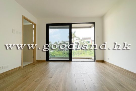 【Sai Kung Sea View Village House For Sale】Tasteful 4-BR Dual Suites & Helper Room