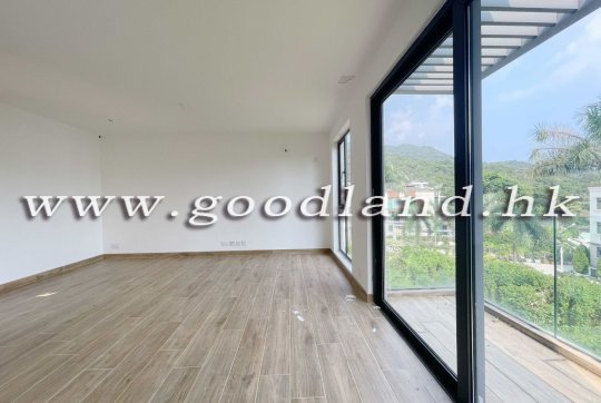 【Sai Kung Village House For Sale】Tasteful 4-BR Dual Suites | Open View & Quiet