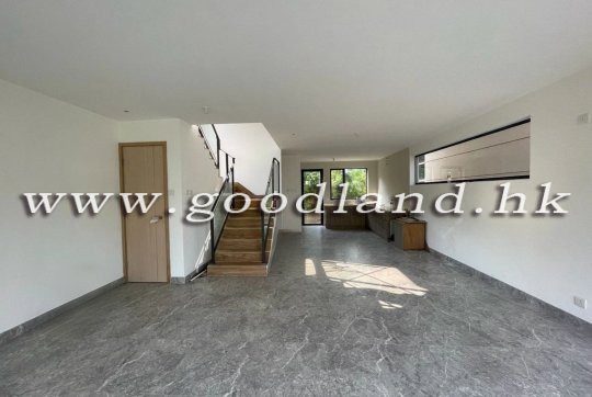 【Sai Kung Village House For Sale】Tasteful 4-BR Dual Suites | Open View & Quiet