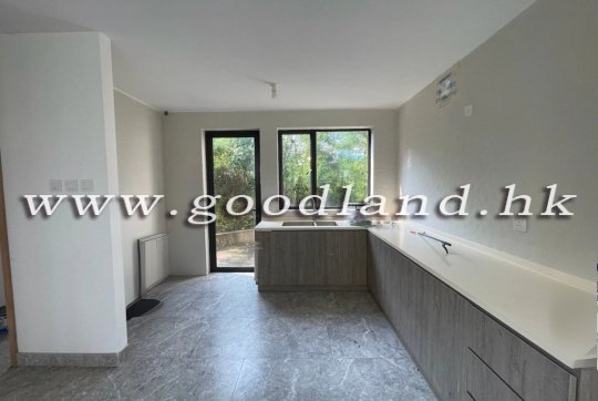 【Sai Kung Village House For Sale】Tasteful 4-BR Dual Suites | Open View & Quiet