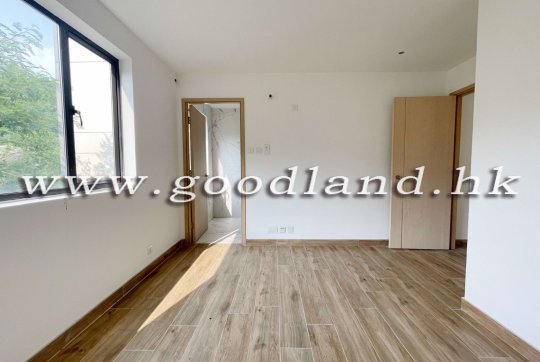 【Sai Kung Village House For Sale】Tasteful 4-BR Dual Suites | Open View & Quiet