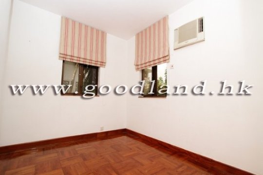 CLEAR WATER BAY 5-Bedroom Village House with Private Pool For Rent