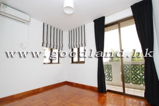CLEAR WATER BAY 5-Bedroom Village House with Private Pool For Rent