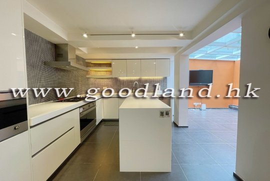 【Hebe Villa for Sale】4-BR Detached House with Pool