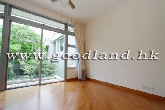 Sai Kung Managed Estate House For Sale