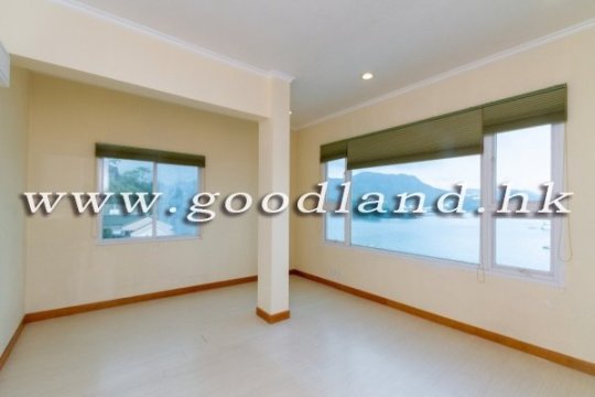 Sai Kung Sea View Villa For Rent