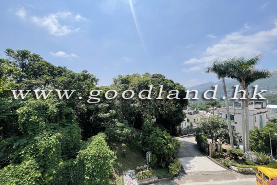 SAI KUNG VILLAGE HOUSE | EXPAT COMMUNITY WITH COMMUNAL POOL