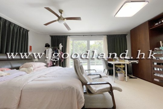 SAI KUNG VILLAGE HOUSE | EXPAT COMMUNITY WITH COMMUNAL POOL