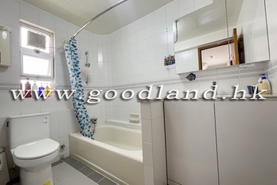 SAI KUNG VILLAGE HOUSE | EXPAT COMMUNITY WITH COMMUNAL POOL