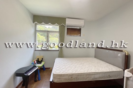 SAI KUNG VILLAGE HOUSE | EXPAT COMMUNITY WITH COMMUNAL POOL