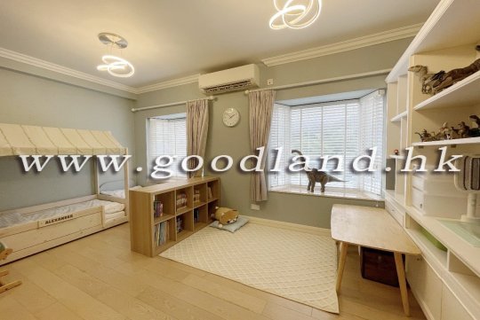 SAI KUNG MARINA COVE VILLA FOR SALE | PRIVATE PONTOON & SEA VIEW