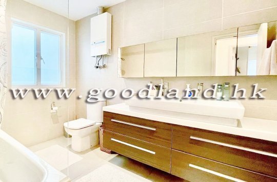 SAI KUNG MARINA COVE VILLA FOR SALE