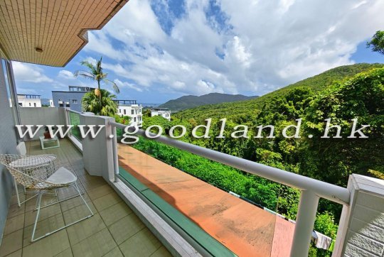 CLEAR WATER BAY VILLAGE HOUSE FOR SALE