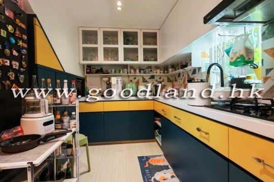 CLEAR WATER BAY VILLAGE HOUSE FOR SALE