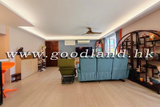 CLEAR WATER BAY VILLAGE HOUSE FOR SALE