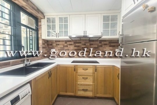 Clear Water Bay Poolside Apartment For Sale