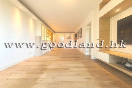 Clear Water Bay Poolside Apartment For Sale