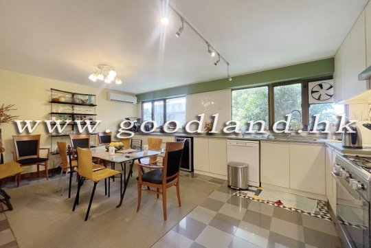 Sai Kung Village House for Sale | Sea Greenery View, Managed Complex & 4 Bedrooms