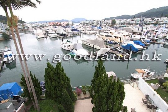 Sai Kung Waterfront House For Sale / For Rent