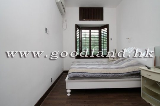 Sai Kung Waterfront House For Sale / For Rent