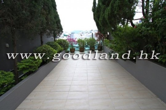 Sai Kung Waterfront House For Sale / For Rent
