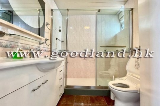 Marina Cove Garden Villa For Sale