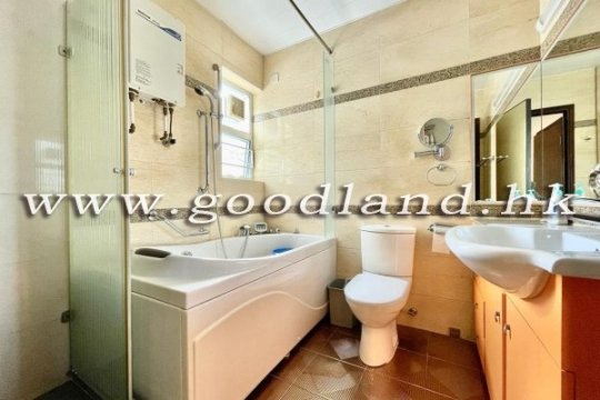 Marina Cove Garden Villa For Sale