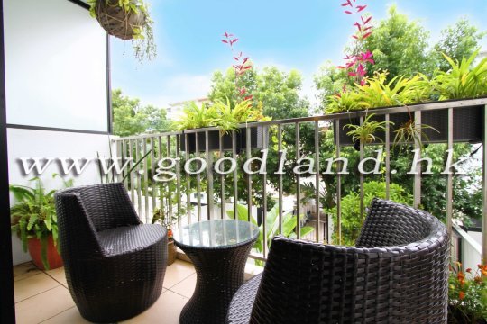 Clear Water Bay Lower Duplex Village House for Sale | Private Garden & Tasteful Interiors