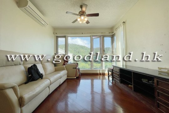 Clear Water Bay Hillview Court for Sale | Swimming Pool & Spacious Living