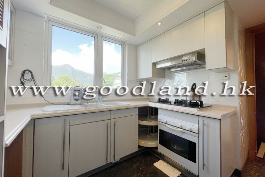 Clear Water Bay Hillview Court for Sale | Swimming Pool & Spacious Living