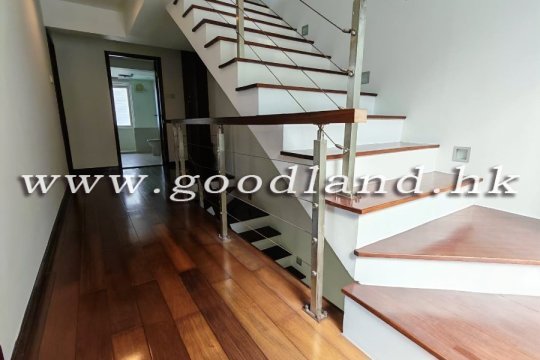 Clear Water Bay Village House for Sale | Huge Lawn Garden, Private Rooftop & Sea Views