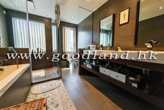 Clear Water Bay Village House for Sale | Huge Lawn Garden, Private Rooftop & Sea Views