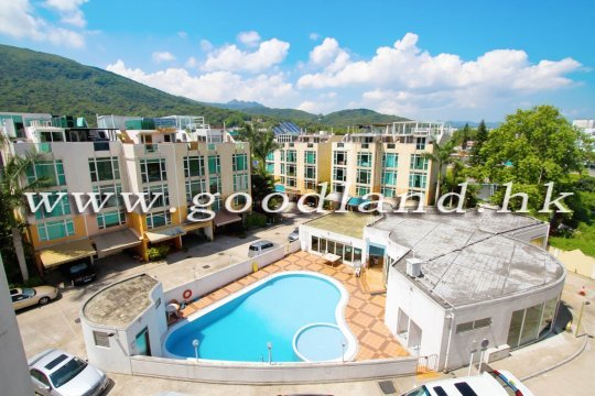 Sai Kung Villa Royale for Sale | Attractive Asking Price & Communal Pool