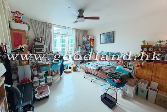 Sai Kung Villa Royale for Sale | Attractive Asking Price & Communal Pool