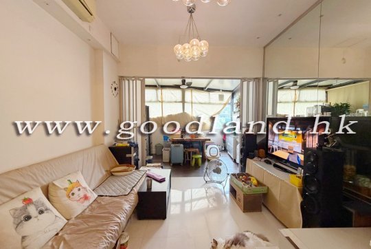 Sai Kung Villa Royale for Sale | Attractive Asking Price & Communal Pool